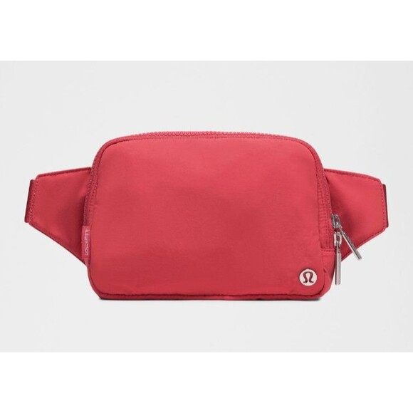 Lululemon Everywhere Belt Bag Desert Red Volume 2L - Picture 1 of 6